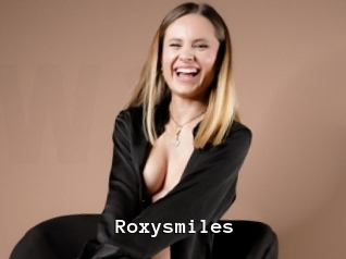 Roxysmiles