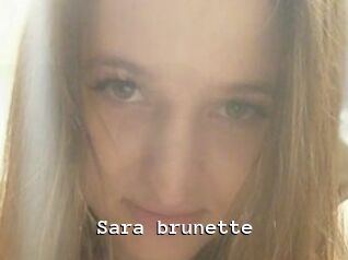 Sara_brunette