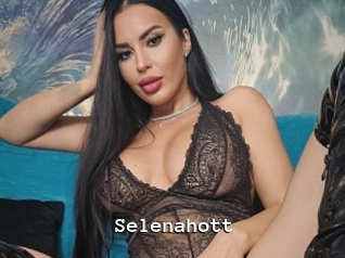 Selenahott