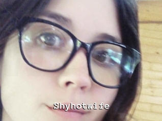 Shyhotwife