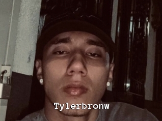 tylerbronw Webcamsex Amateur