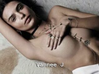 Vannee_J