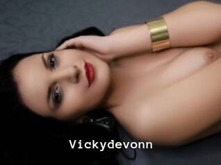 Vickydevonn